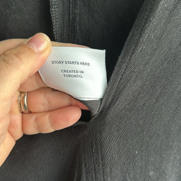 Cover Up - Picture 5 of 6